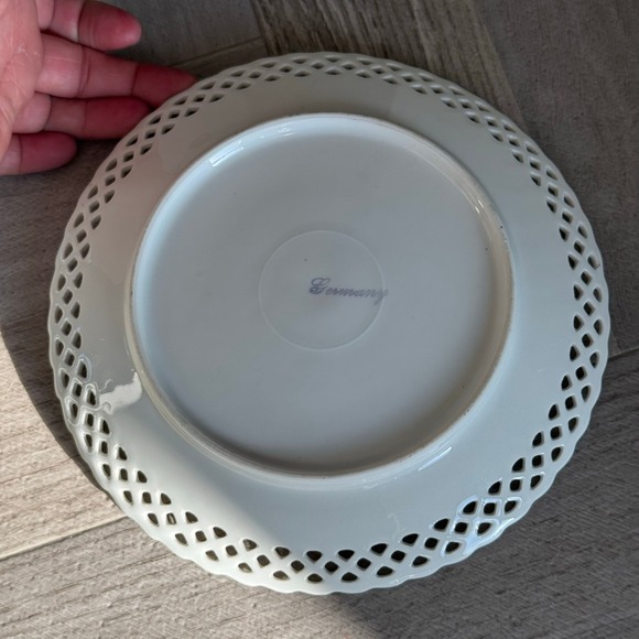 Vintage Germany Floral Reticulated Plate Decorative‎ Display Plate - Picture 7 of 7